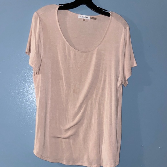 Calvin Klein t-shirt - Picture 1 of 4